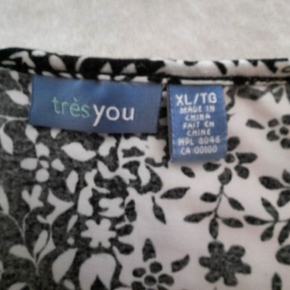 tres YOU Soft Black and White Floral Printed Scalloped Neck Top Ladies size XL - Picture 2 of 9
